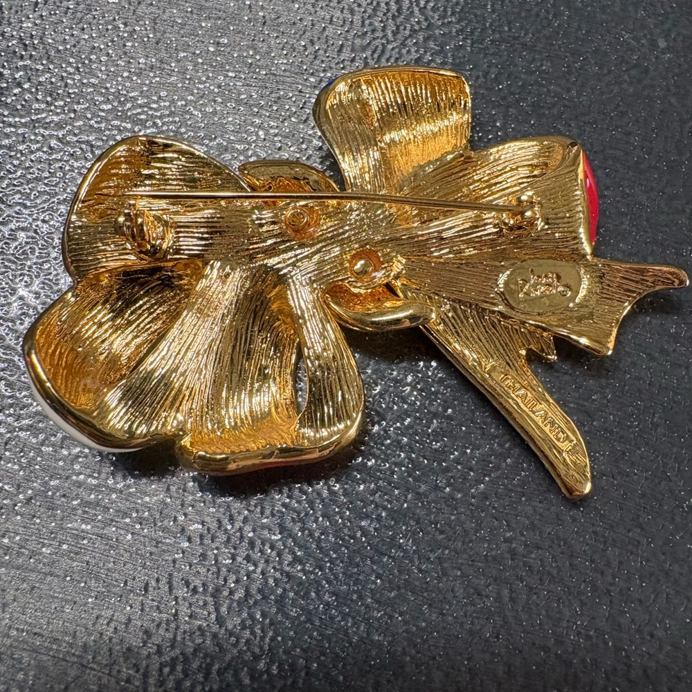 Joan Rivers Enameled Patriotic Bow Brooch - Picture 4 of 4